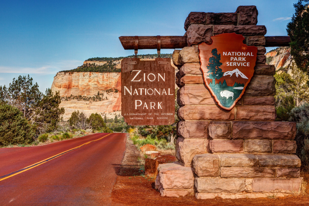 Entrance sign of the Zion National Park.